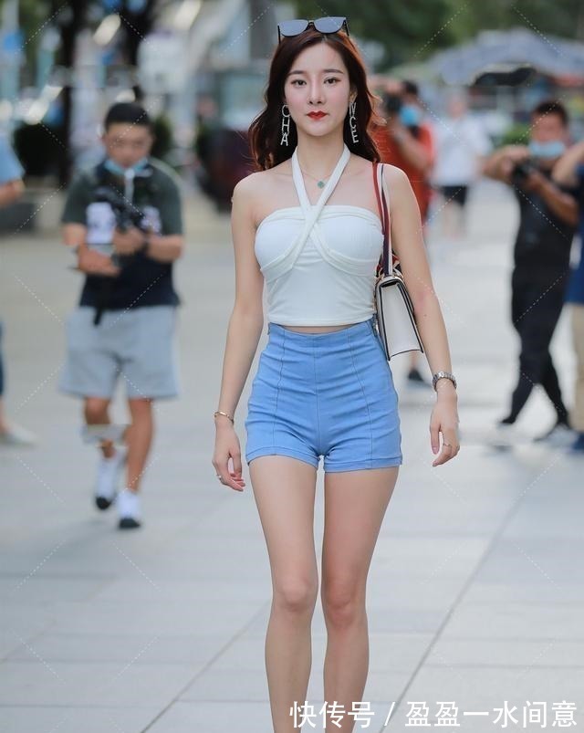 气质 优雅气质的打底裤装扮展现强大气场,时尚雅致又清爽,清凉舒爽!