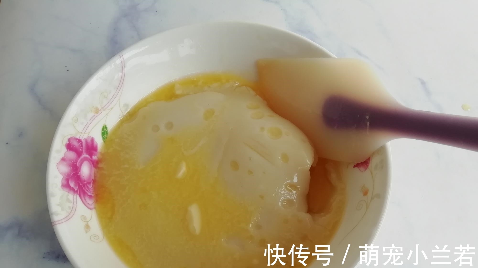 糯米粉别做汤圆了，拌一拌蒸一蒸，家人吃不够，天越热越好吃