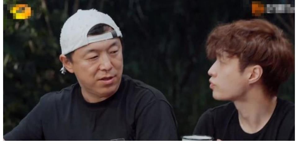 蘑菇|黄渤当面直言张艺兴的短板，叮嘱其别忘记生活，重现“极挑”情谊