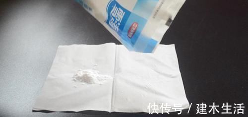 小苏打和食盐混合在一起, 作用太棒了, 一年能帮家里省下不少钱