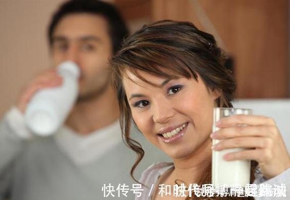 女性朋友|女性内分泌失调,焦虑烦躁说明雌激素过低,多吃2物,做好3事