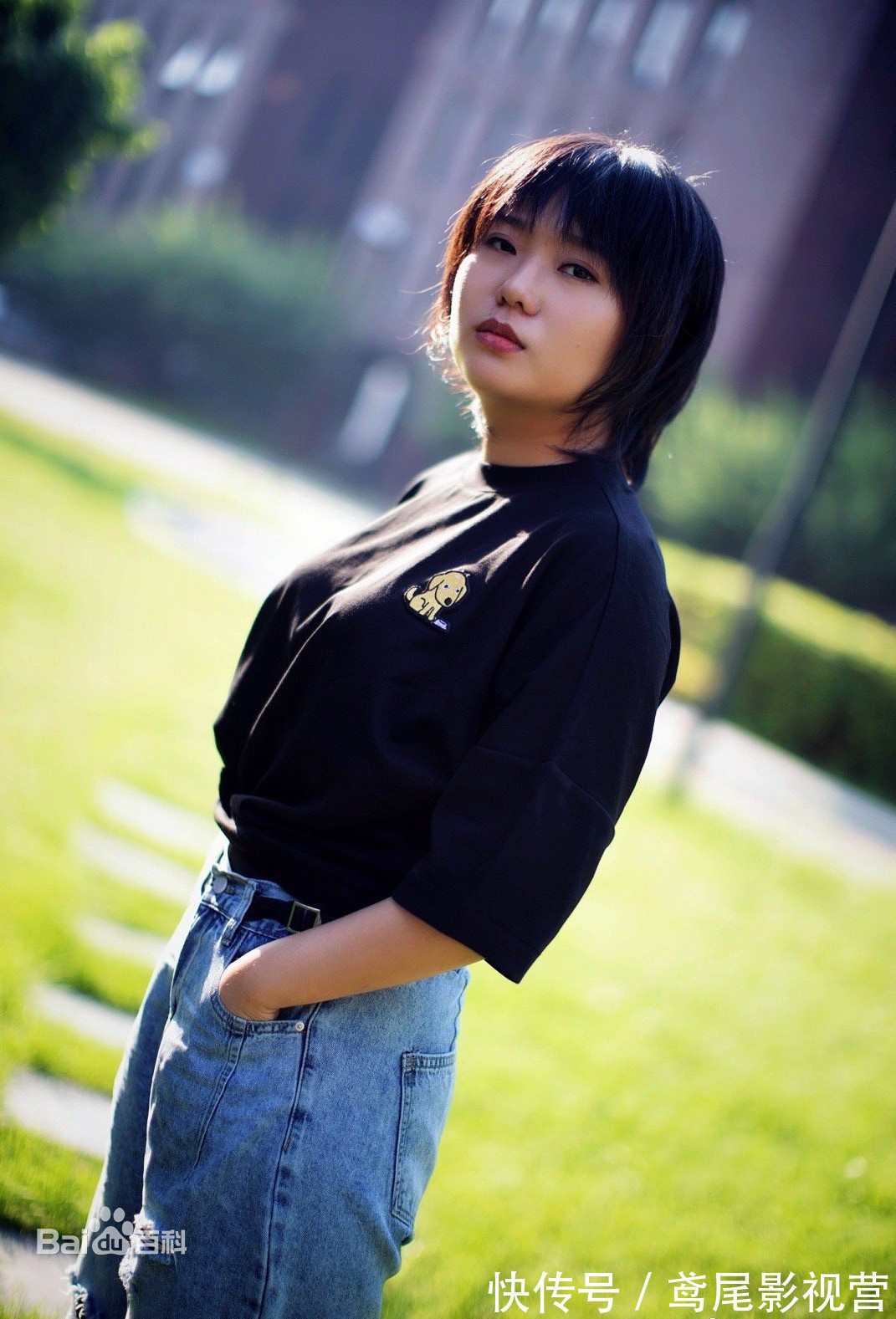 當(dāng)代年輕人的潮流圖鑒 脫口秀包辦了，圈內(nèi)的經(jīng)典文案獻(xiàn)上