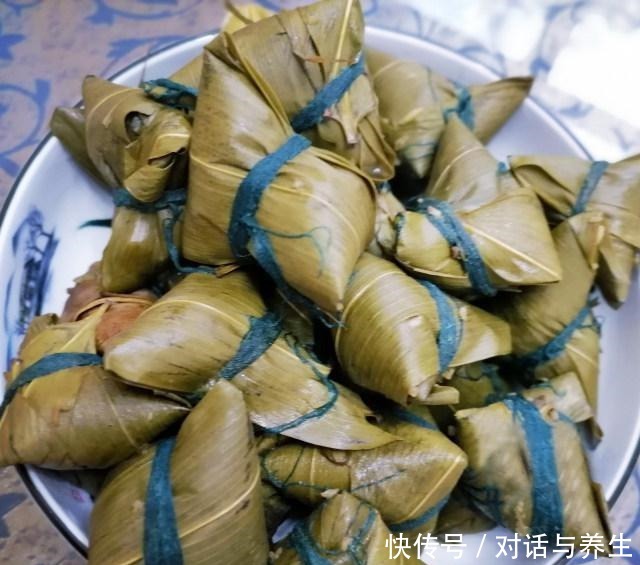 五香肉粽,鲜香软糯,浓郁醇厚