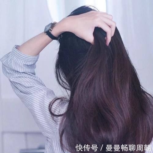 头发|女孩子刚洗完头,若是努力做到“3点”,秀发能“迷倒一片小哥哥”!