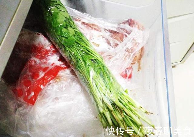 保存香菜有妙招，这3个方法久放不坏，香菜一年买两次就够了