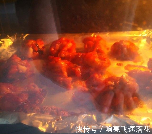 新奥尔良|新奥尔良烤翅根,好吃到舔手指!