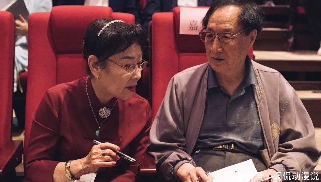 嘉宾们 《春水微澜》研讨会丨涓涓溪流,汇成春水