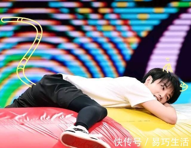 偶像包袱|在王牌當(dāng)中，很多人都說華晨宇不可被替代，事實(shí)真的是如此嗎