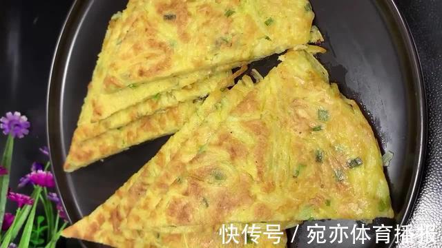 适口|香煎土豆饼的做法,外酥里嫩咸香适口,土豆丝泡不泡水都可以