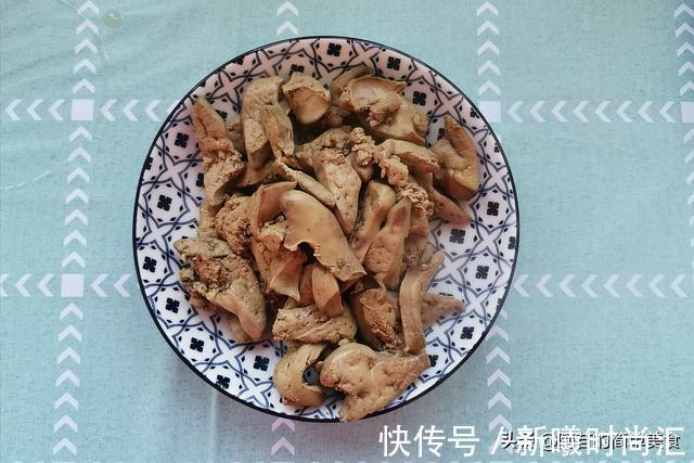 鸡肝|这道平价美食,真的很实惠,据说多吃对眼睛有好处,非常棒