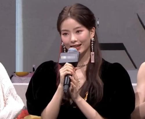 陈卓璇|硬糖少女8月个人资源比拼希林一般,陈卓璇是焦点,刘些宁厉害了