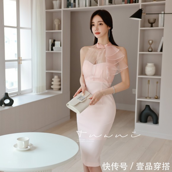 时尚|女神孙允珠高清时尚搭配：蜜润梦纱暖曦清甜法兰西礼裙