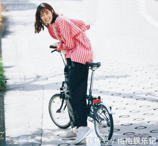 夏日|“我”最会穿休闲鞋！运动鞋的夏日“分寸”穿搭，2个要点全解决