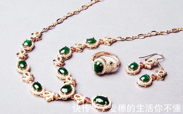 珠宝 珠宝放太久了怎么办注意五大类佩戴事项,让它旧貌换新颜!