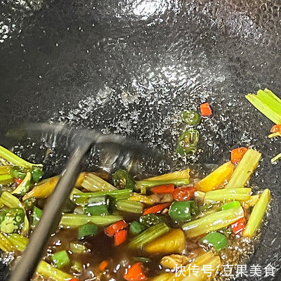 黄牛肉|鲜香下饭的小炒黄牛肉，你喜欢吗？