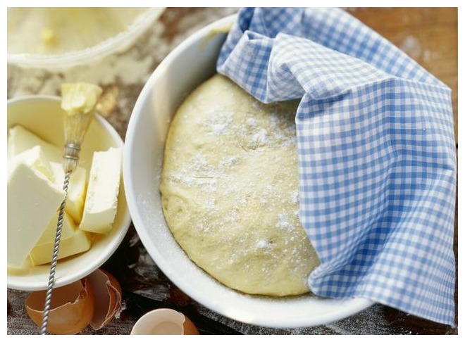 天热发面时，无需先化酵母，简单4步走，发面又快又好