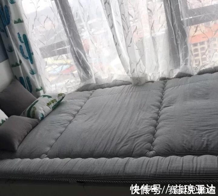 收纳|飘窗是“鸡肋”还不如砸了，飘窗这样设计，不仅好看还很实用！