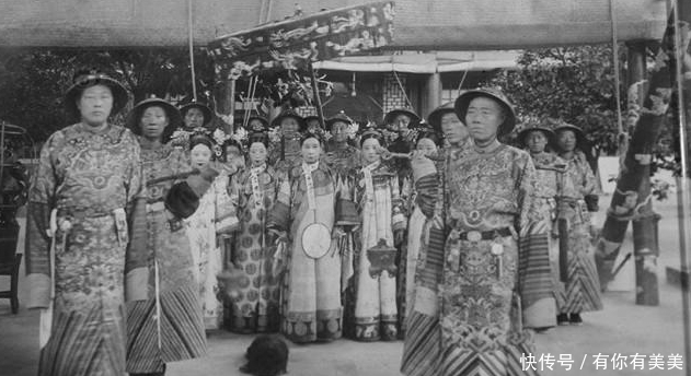 身边|慈禧身边的红人李莲英,墓地被挖掘后,里面的内容让人大吃一惊