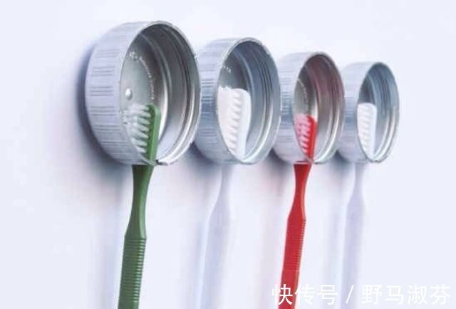 把肥皂放在矿泉水瓶盖上，第二天奇迹发生了