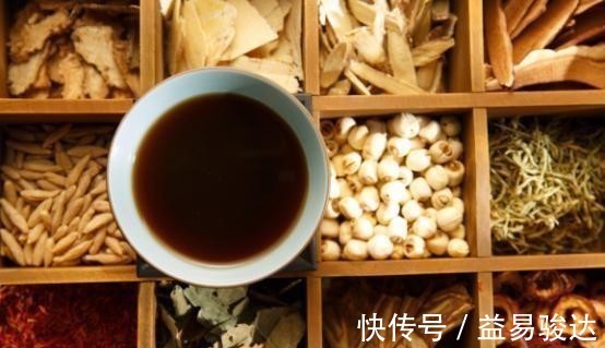 91岁院士研究血脂50年,提醒:3种食物会打垮高血脂“因子”