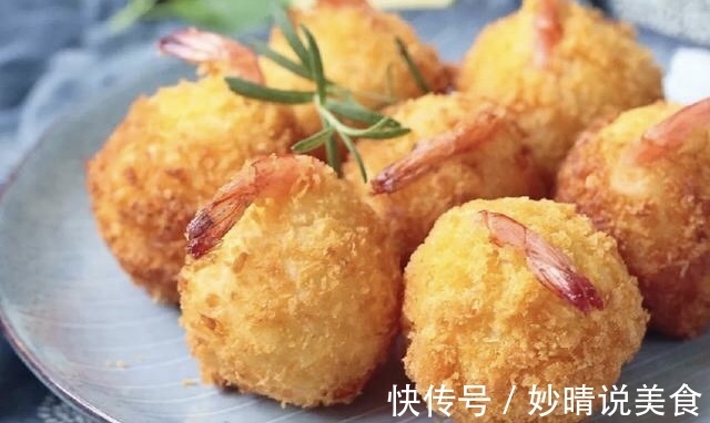 土豆新做法,不放面粉,不加水,外酥里嫩,家人吃了赞不绝口