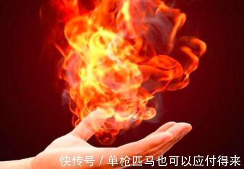 医生|凌晨3、4点醒怎么办?神经科医生:做好“2忌3吃”,失眠或慢慢好