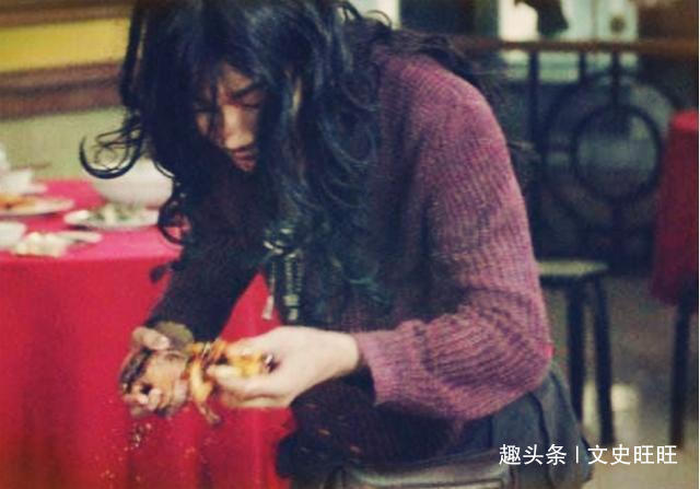 父母|中国第一懒人杨锁18岁成孤儿，不会洗衣做饭，23岁活活饿死家中