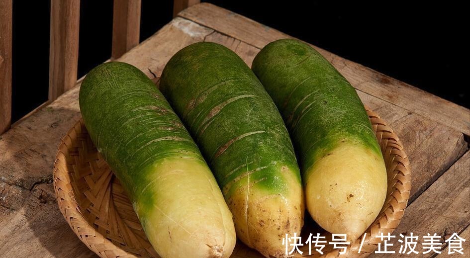 楼房保存萝卜，不放冰箱不土埋，教你一招简单方法，放一冬不糠心