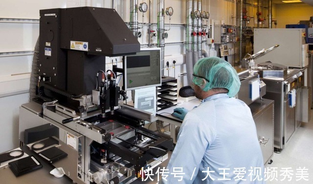 iphone|俄罗斯芯片90赖进口,没有光刻机,为啥不怕美国卡脖子