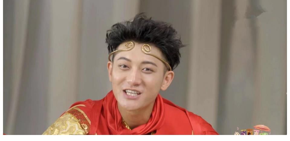 宋亚轩|萌探探探案:沙溢傻白甜,黄子韬进步明显,孙红雷才是高端玩家