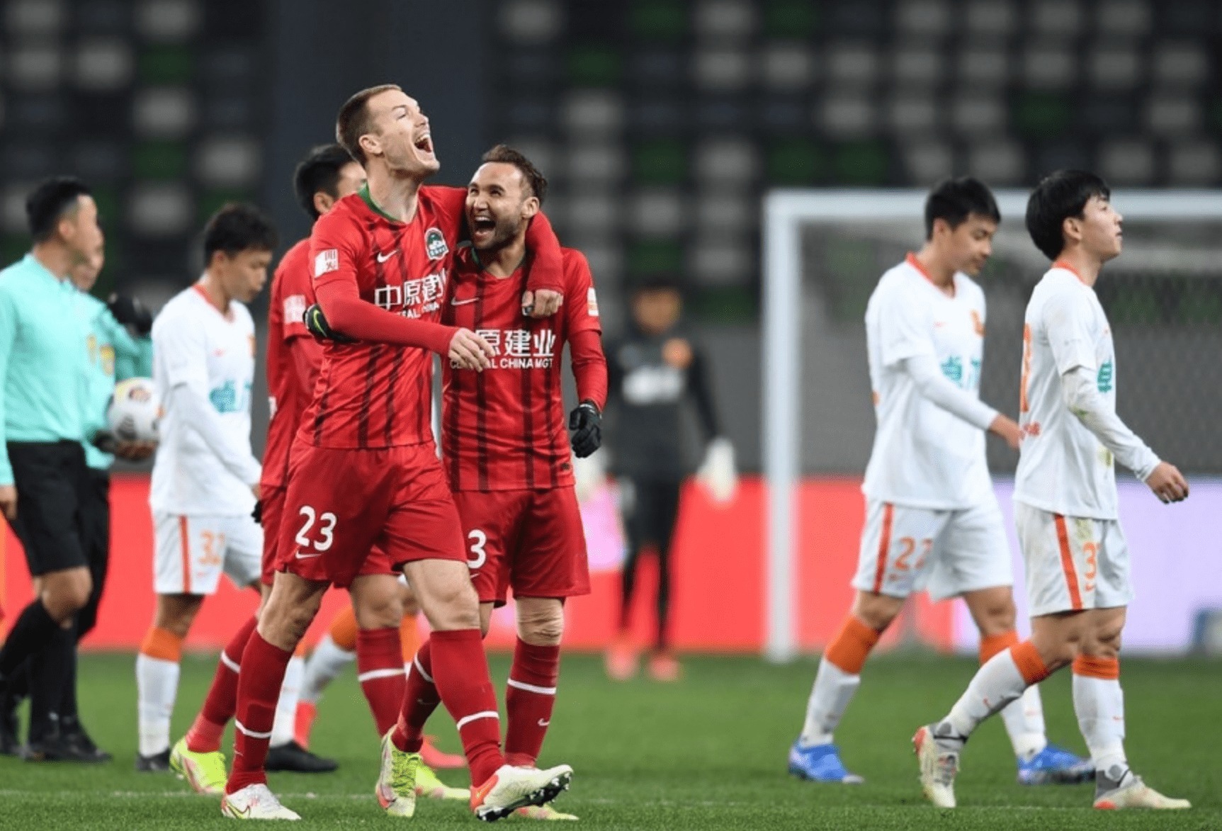 马兴煜|多拉多破门!中超:河南1-0胜武汉 约尼奇进球被吹