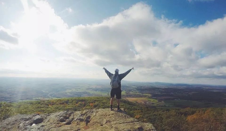 癌症|一位癌症晚期患者的自述!分享她用10年抗癌经历总结出的自愈方法