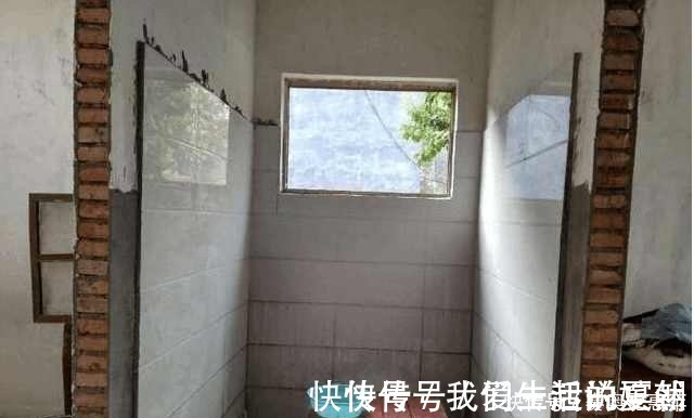 |表哥风光盖农村别墅,如今成全村人的笑话,都是面子惹的祸!