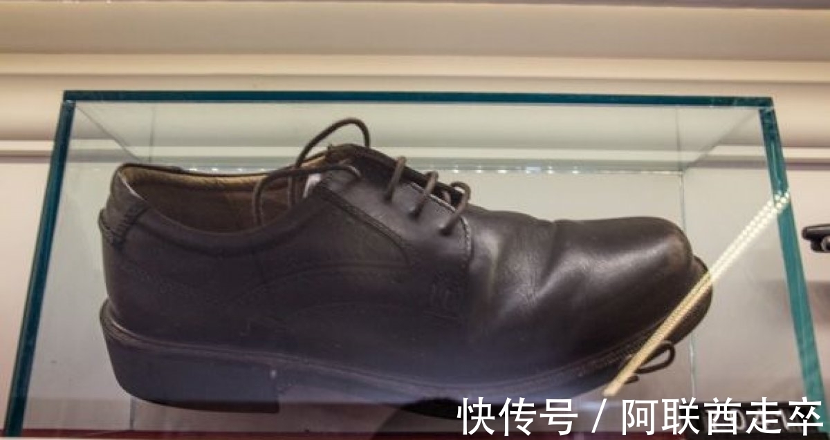 罗纳德 世界上10双最贵的鞋,耐克鞋占两双,因扔布什而排到第三