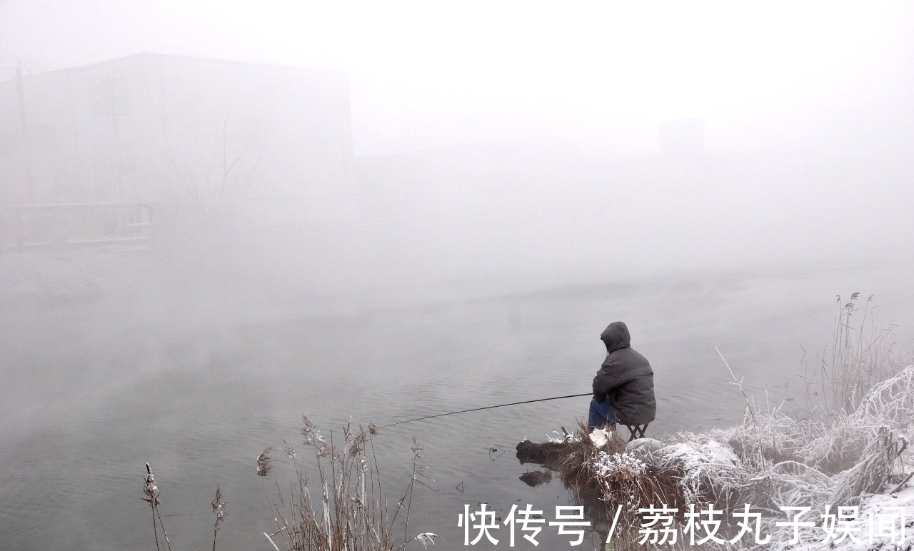 鱼窝|冬季找鱼窝的2大策略,有鱼群活动的地方,一眼就能看出来