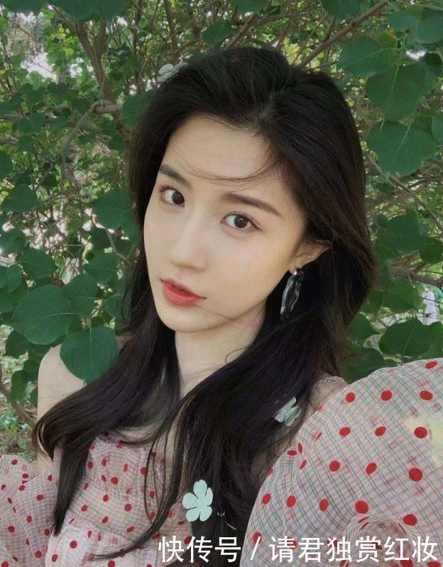 气质美女如何打造这几个小技巧是加分项,建议收藏细看