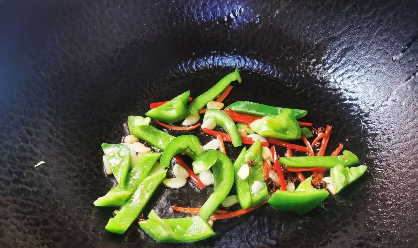 根状茎|它是“水中人参”，15元一斤，遇到不要错过，再不吃就要等明年