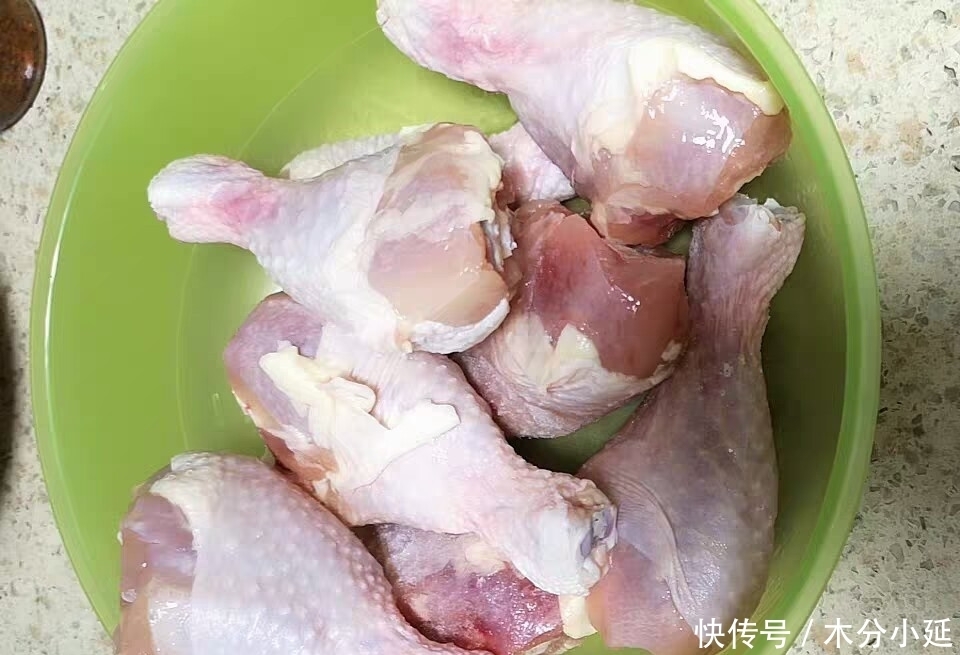 甜美|可乐鸡腿超好吃的做法,肉质嫩滑鲜香,味道甜美,做法简单粗暴