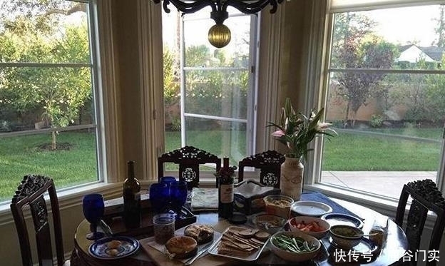 体育明星过年真滋润:王楠魏秋月喝名酒,郎平包饺子暴露豪宅