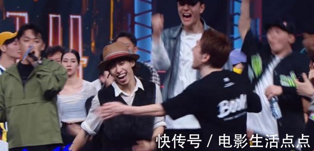 這就是街舞|《街舞》王一博戰(zhàn)隊(duì)battle六連勝，隊(duì)員氛圍、默契與上期截然不同