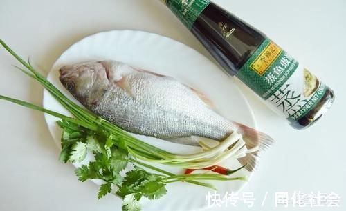 蒸鱼豉油蒸之前加好还是蒸好鱼后再加呢？有影响吗？