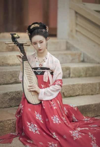 裙头|汉服萌新必备科普齐腰襦裙一片式与两片式怎么穿如何区分