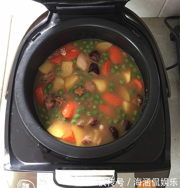 鲜香|记住这几点,煮一锅美味焖饭,鲜香美味挡不住,我家一周做3次!