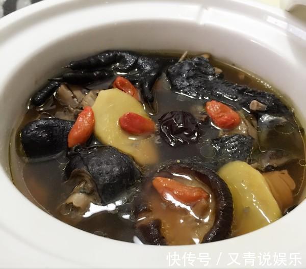 厨房|厨房今天来一个兄弟上第一天班,老大叫他炒几个小菜,你看他行吗