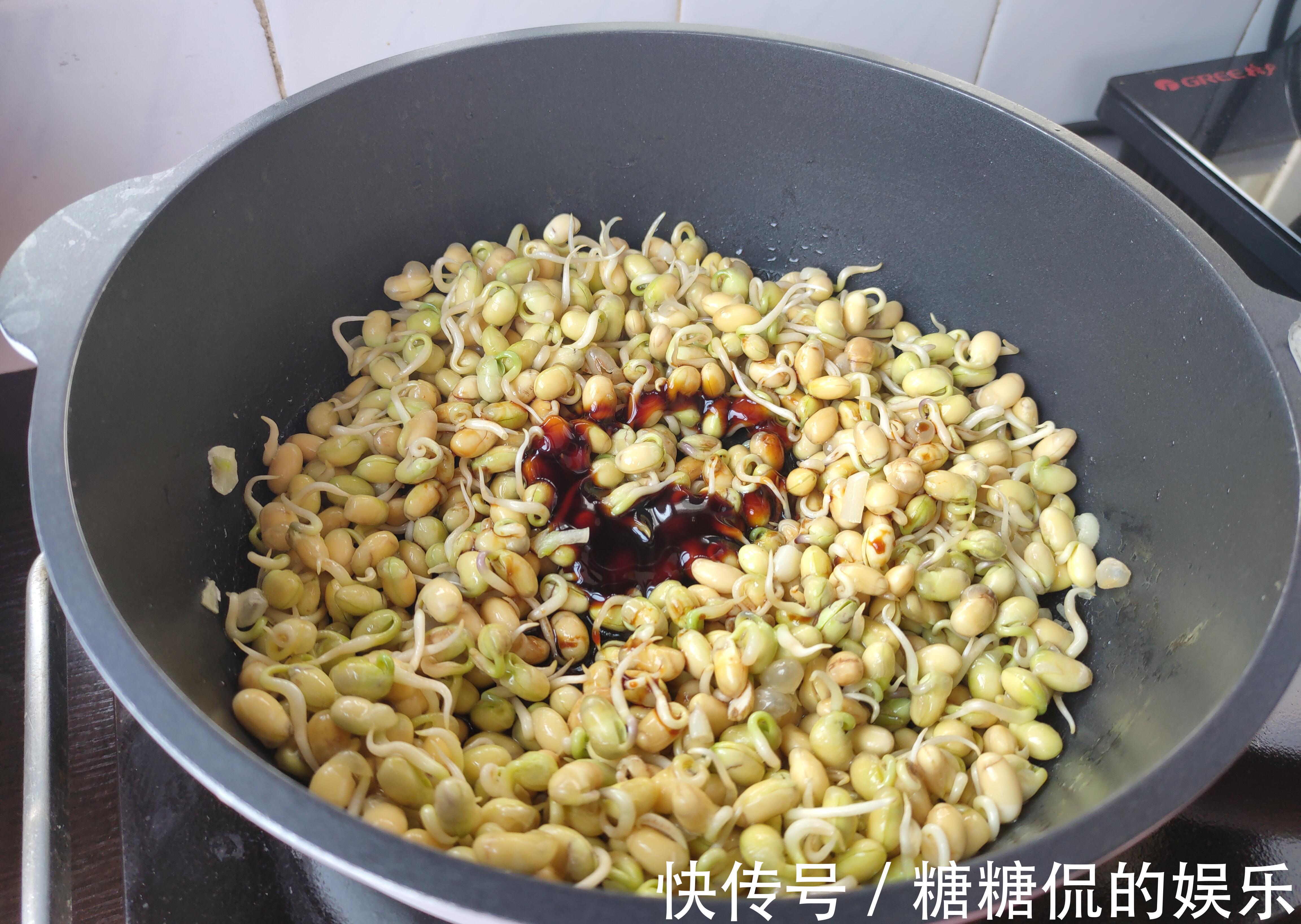 简单快手的黄豆芽炒粉条，鲜美下饭，做法简单，厨房小白也能做