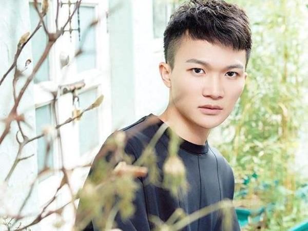 那英|周深談“裸辭”上熱搜：被霸凌，被那英淘汰的他，現(xiàn)狀打臉無數(shù)人