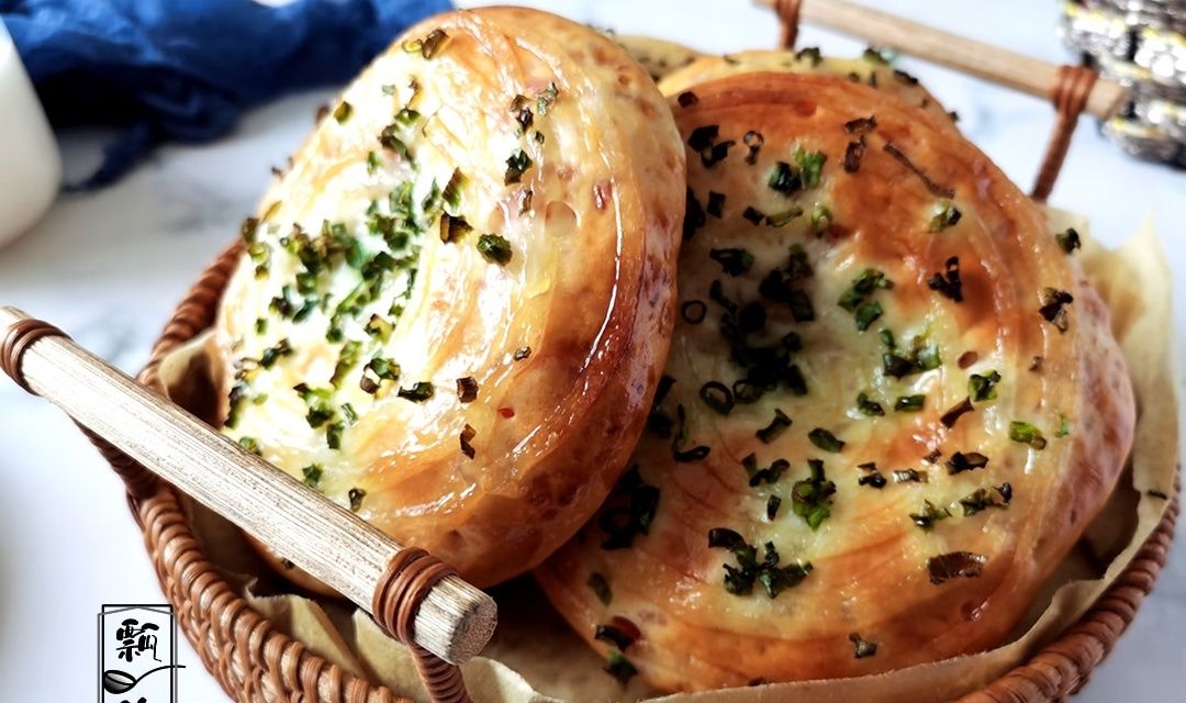 小笼包|孩子大人都爱的早餐,凉热都好吃,放三天不硬,比吃馅饼包子强