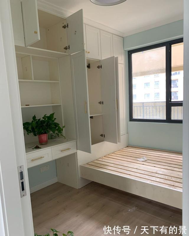 榻榻米|耗时半年新房终于完工,北欧风格很满意,过道设计柜子很实用