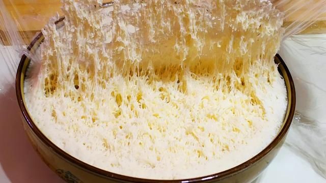 营养|秋天,此菜再不吃就过季了,营养极高,一次买3斤,蒸包子吃最香