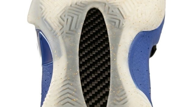 篮球鞋 不靠情怀,凭硬实力反超舶来品的国产实战篮球鞋